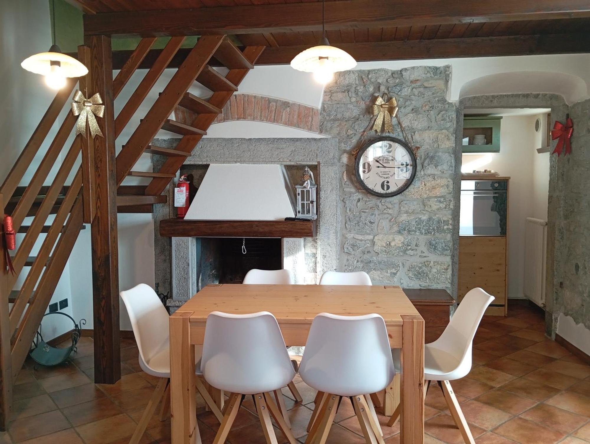 Bed and Breakfast Ca' Baetti L'Antico Borgo Roncola Exteriér fotografie
