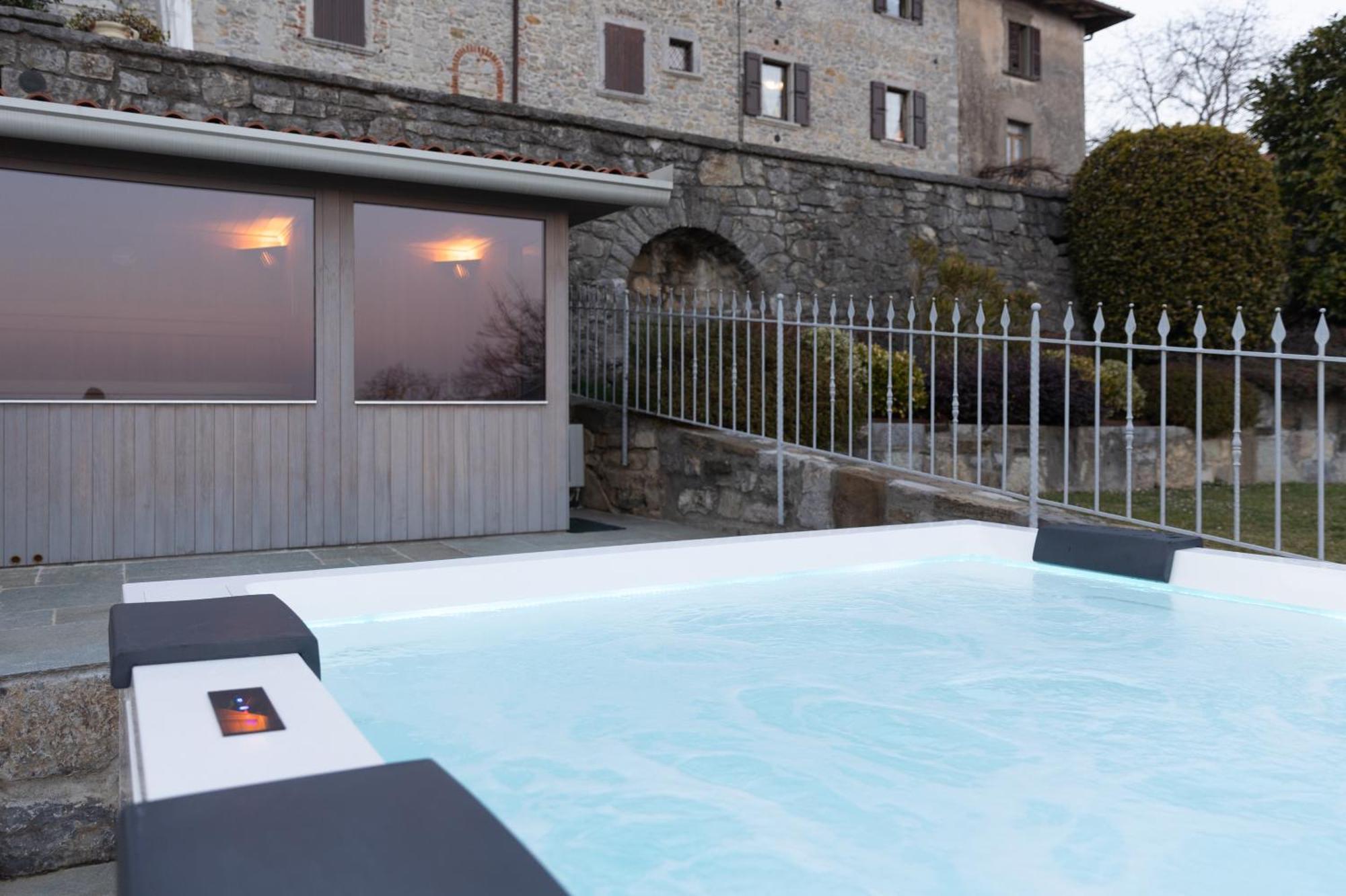 Bed and Breakfast Ca' Baetti L'Antico Borgo Roncola Exteriér fotografie